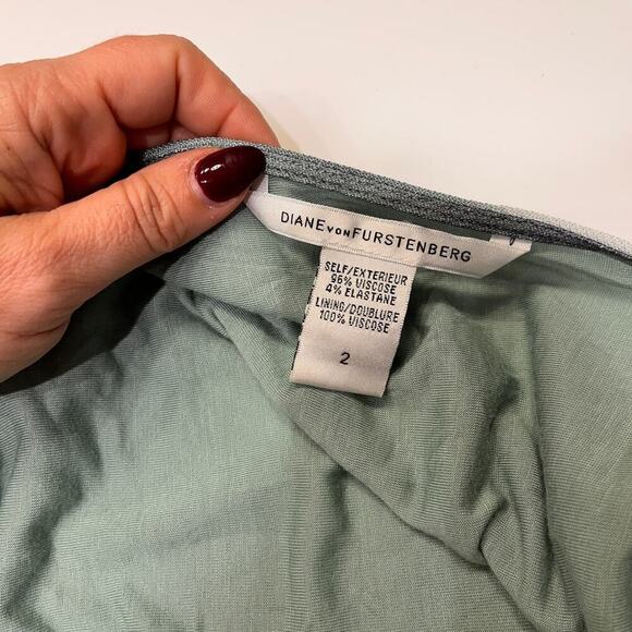 Diane von Furstenberg Green Watercolor Print Long Sleeve Wrap Mini Dress Size 2 - Picture 8 of 13